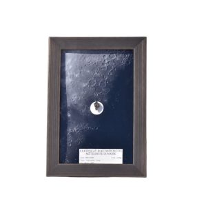 Météorite lunaire encadrée - Achondrite
